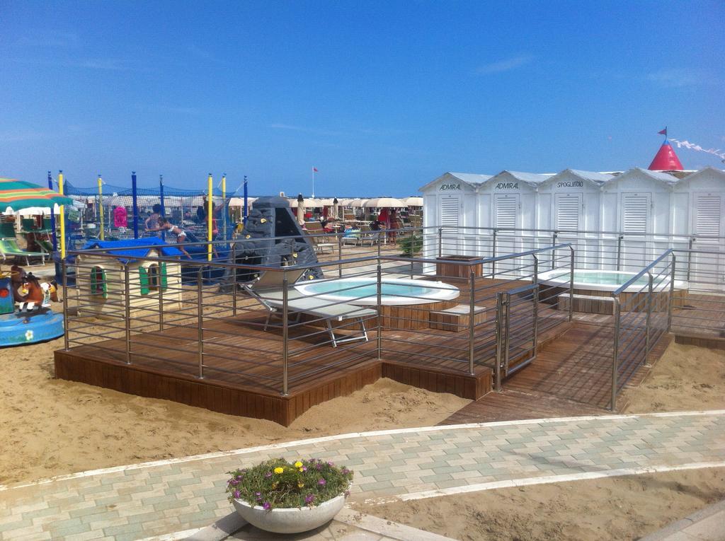 Hotel Villa Linda - Family Hotel - Nuova Costruzione Antisismica Riccione Exterior foto